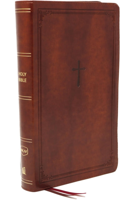 NKJV, End-of-Verse Reference Bible, Personal Size Large Print, Leathersoft, Brown, Red Letter, Comfort Print : Holy Bible, New King James Version - 9780785233596
